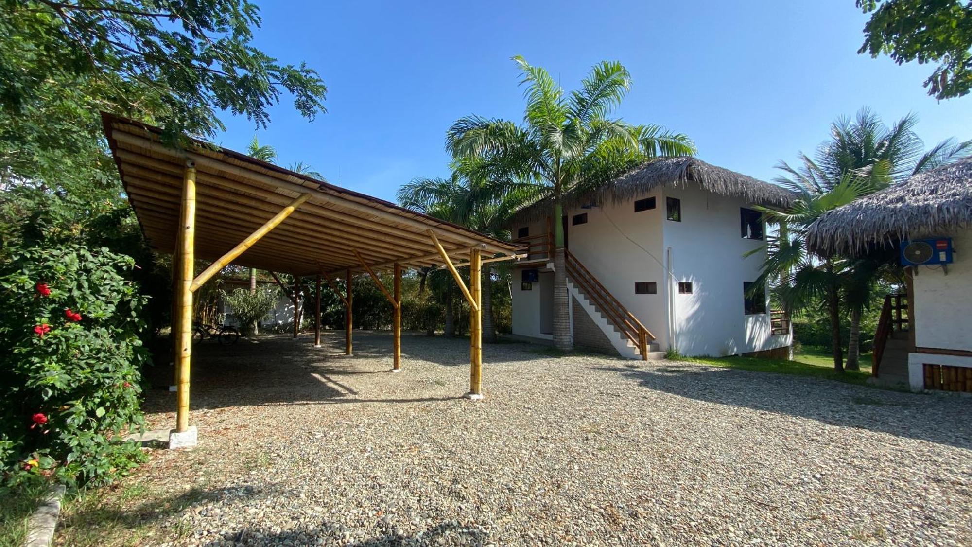 Hosteria Guachapeli Las Tunas Esterno foto
