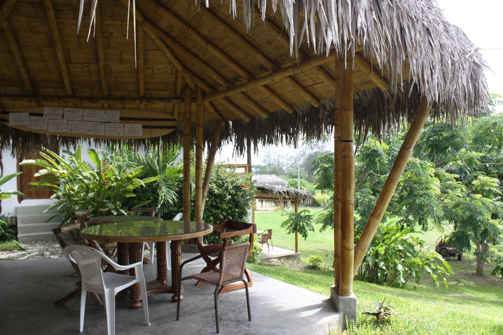 Hosteria Guachapeli Las Tunas Esterno foto